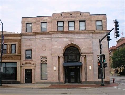 Architect To Explore History Of American Bank Buildings