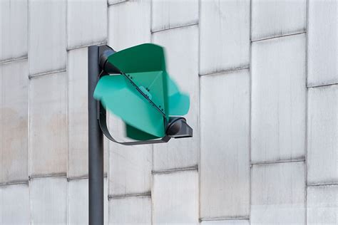 These Wind Powered Street Lamps Aim To Reduce Light Pollution