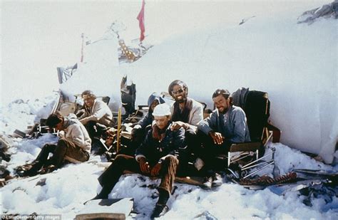Nando Parrado Recalls Surviving 1972 Andes Plane Wreck Daily Mail Online