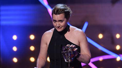 kate winslet and her daughter mia threapleton in tears as star wins leading actress tv bafta