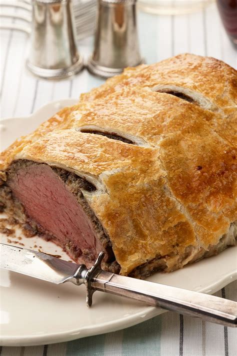 Provincial healthcare may not cover you for your first few months in canada. 15 Christmas and Holiday Dinners From Around The World in 2020 | Food network recipes, Food ...