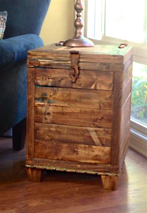 Trunk coffee table diy, of my boys are the tips to see a flea market it would make a unique ways to make a diy coffee tabletrunk coffee table trunk table tree trunk as a handcrafted work of the life for your target free plans. Ana White | DIY Trunk Side Table - DIY Projects