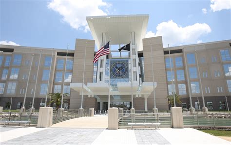 Lake Nona Va Hospital Gets Closer To Being Fully Open Orlando Sentinel