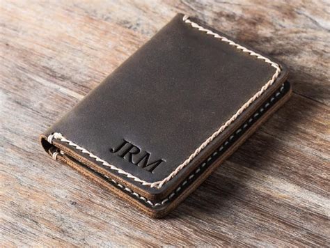 Card holder's name and expiry date are not coded into the card number, thus any name and expiry date can be associated to any valid number. Outstanding Leather Credit Card Holder For Men | Gifts For Men