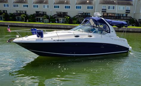 35 2005 Sea Ray 320 Sundancer Tampa Yacht Sales