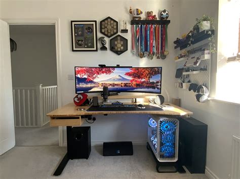 Battlestation With An Ultrawide Monitor