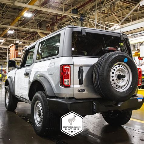 2021 Ford Bronco Base Two Door Model Rolls Off The Line Autoevolution