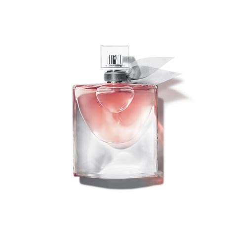 This floral, gourmand fragrance features notes of iris, patchouli, praline, and vanilla for a feminine choosing a color may automatically update the product photos that are displayed to match the selected size. Lancôme | La vie est belle Eau de Parfum - 100 ml