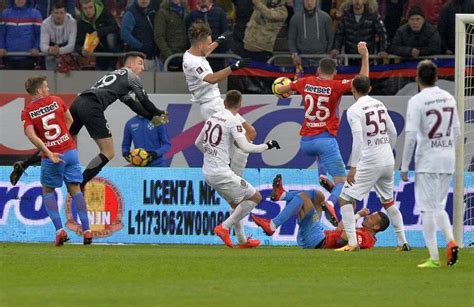 90' + 5' mihai bordeianu (cfr cluj) is shown the yellow card for a bad foul. FCSB şi CFR Cluj au remizat, scor 1-1, în Liga I. Echipa din Gruia rămâne lider în clasament ...