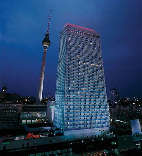 The park inn by radisson berlin alexanderplatz is designed to offer comfort and convenience as guests can explore berlin and indulge in a memorable escape at the same time. Park Inn Berlin Alexanderplatz **** « Alberghi Berlino