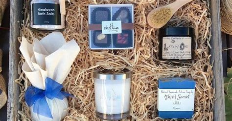 There are also customisable ones that help you choose which items to put in your basket if you want your hamper to be as personalised as it can be. How to Make a DIY Pamper Hamper ...