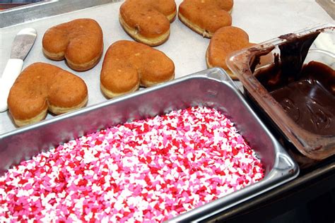 From a strictly grammatical standpoint, doughnut is the correct spelling. Dunkin' Is Selling DIY Donut Kits That Come With a Variety of Frostings and Sprinkles
