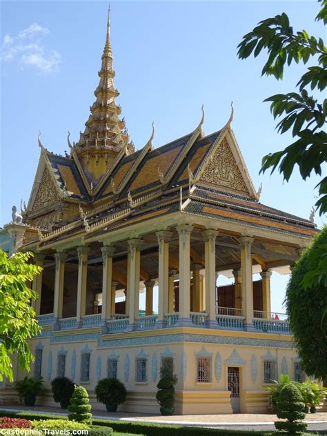 Guide To The Royal Palace And Silver Pagoda Phnom Penh Castlephile