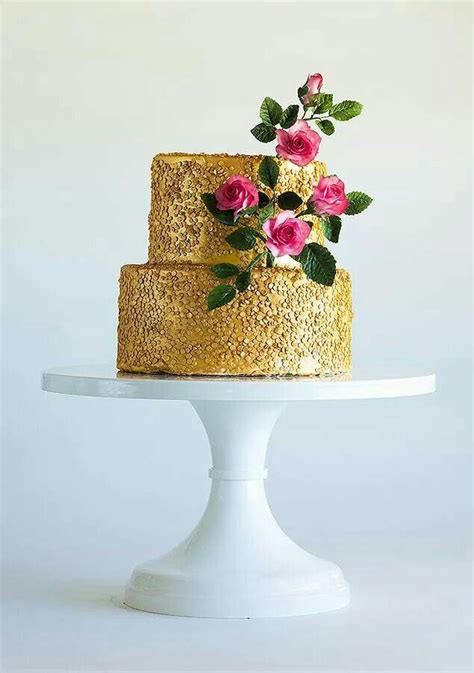 pin by janice lefrancois on cake decorating metallic wedding cakes beautiful wedding cakes