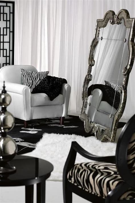 Start with a continental breakfast, enjoy your oasis in a queen bed, with den/2 flat screens. Prisca Mirror | Old hollywood decor, Music themed bedroom