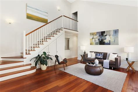Find ideas and inspiration for raked ceilings to add to your whether you want inspiration for planning raked ceilings or are building designer raked ceilings. Wonderfully spacious living room with high raked ceiling ...