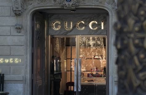 Guccis Marketing Strategy Through The Years The Strategy Story