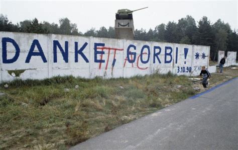 Almanyanın 1990da Birleşmesi Ve Siyasi Sonuçları