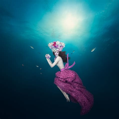 Lucie Drlikova Underwater Photography Art People Gallery