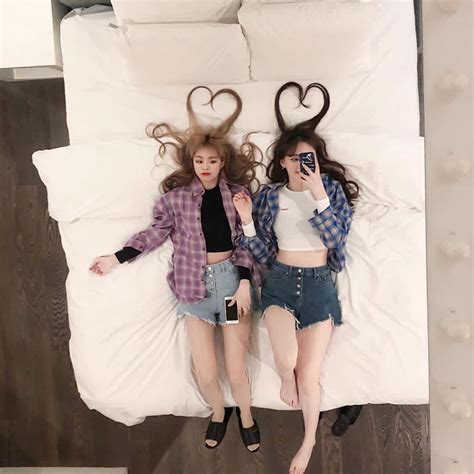 Friends Fᴏʟʟᴏᴡ ᴍᴇ ғᴏʀ ᴍᴏʀᴇ ɪᴍᴀɢᴇs Pohang On We Heart It Korean Best Friends Korean Fashion
