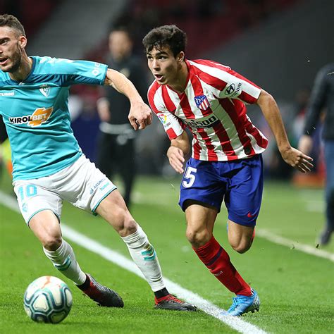 Assisted by héctor herrera following a set piece. Club Atlético de Madrid · Web oficial - Manu Sánchez ...