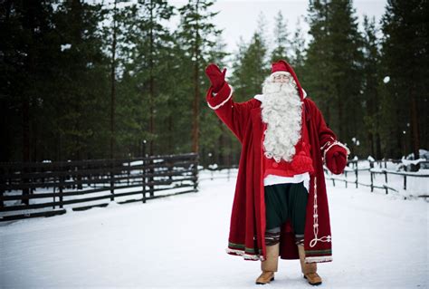 Finlands Santa Center Goes Bust As Russian Visitors Slide The Japan