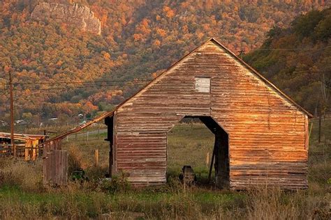 Your Barn Doors Open Old Barns Old Barn West Virginia