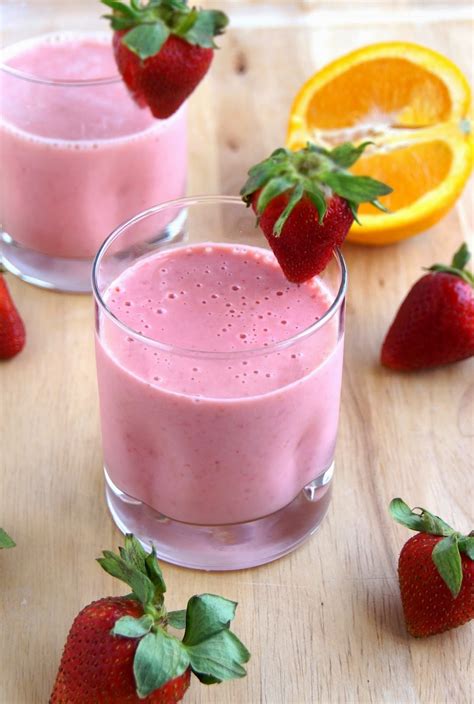 All About Women's Things: Pick A Healthy Strawberry Smoothie Recipe