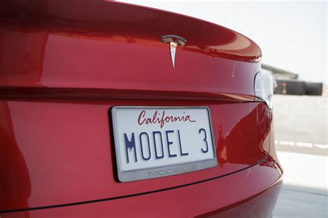 Maybe you would like to learn more about one of these? Tesla sets Monday deadline for 2018 delivery—and $7,500 ...