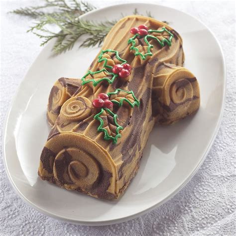 It's utterly delicious and a perfect alternative to christmas pudding! Marble Yule Log | Recipe | Cake decorating supplies, Yule log cake, Baking
