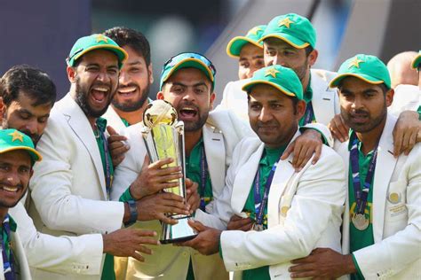 Icc Champions Trophy 2017 Final Clinical Pakistan Thrash India To Lift