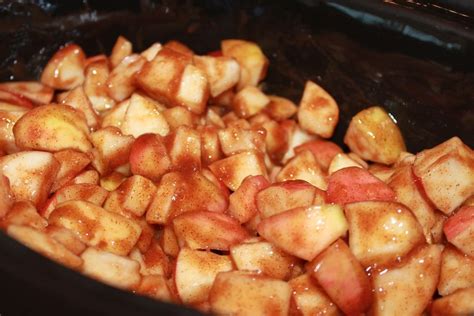 Slow Cooker Apple Pie Filling Takes Just 15 Minutes To Throw Together Apple Pies Filling Pie