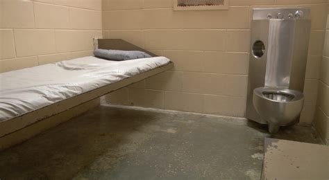 Here's Where Death Penalty Legislation In Florida Stands | WLRN