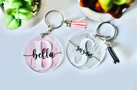 35 Keychains Made With Cricut Inspirations This Is Edit