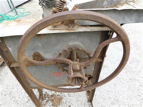 We did not find results for: John Deere 1A Antique Corn Sheller BigIron Auctions