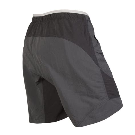 Btw if anyone ever wants me to do outfit inspo also based on body type or skin tones let me know!! ENDURA Women's Firefly Baggy Shorts :: £35.99 :: Apparel ...