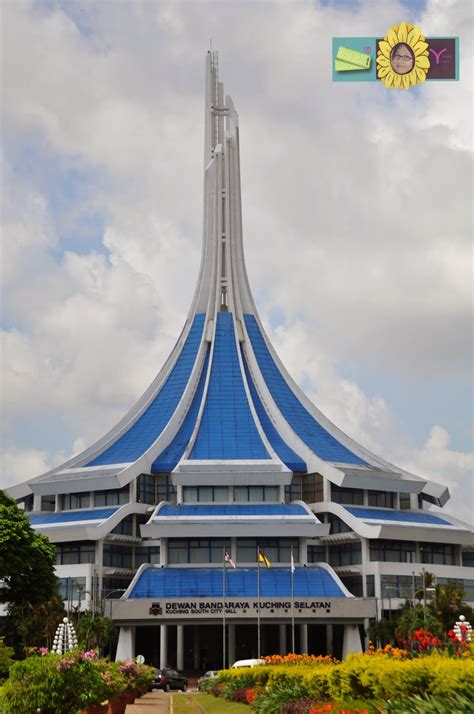 The city of kuching north commission or dewan bandaraya kuching utara dbku in malay administrates the northern part and the councils of kuching south or majlis bandaraya kuching. YanieYusuf: Kuching, Sarawak | Holiday | Part 1 | Muzium ...