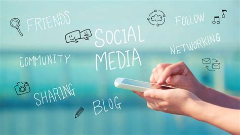 the most common symptoms of social media addiction
