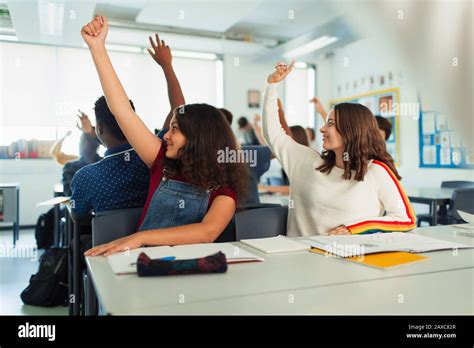 Hands Up Classroom Hi Res Stock Photography And Images Alamy