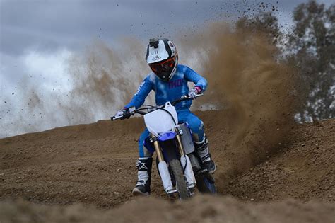 However, since 50cc dirt bikes are on the heavy side, they're best suited for children between the ages of 5 and 8. Dirt Bike Test's mini kids ride Yamaha's all new YZ65 for ...