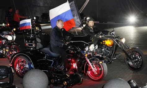 Russia S Pro Putin Biker Gang To Recreate Ww2 In Epic Crimean Stunt Show Russia The Guardian