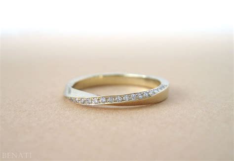 But i cannot see a way to join two edges of the mobius ring with a surface. Mobius diamond ring Diamond mobius ring Gold mobius infinity
