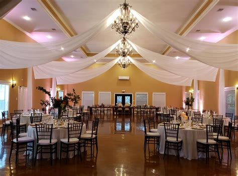 Oak Tree Manor Wedding Venue Reception Venues The Knot