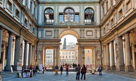 Uffizi Gallery, The Oldest Art Museum in Florence - Traveldigg.com