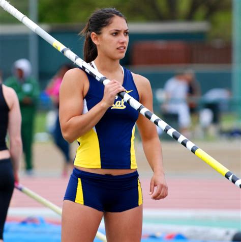 Celebrity Photo Maniac Allison Stokke Pictures