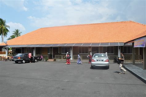 Dalam praktik penyelidikan lapangan saya di terengganu kelantan dan patani yang ada kaitan dengan tokoh dan ulama ini saya mendapat. :: Laman Web Rasmi Majlis Agama Islam dan Adat Melayu ...