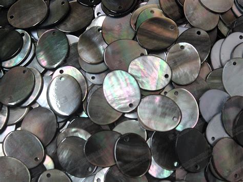 Mother of pearl jewelry can have much larger focal pieces than pearls since the substance takes up a whole shell's interior. Black mother of pearl oval discs 黑貝 « Bling gems Co.,Ltd ...