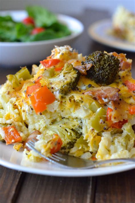 A healthy breakfast to me, means eating some sort of lean protein with veggies (because let's be real, if i eat my veggies in the morning, i won't feel bad if i that's why i love these healthy breakfast casserole bites. Healthy Crockpot Breakfast Casserole | Recipe | Crockpot ...