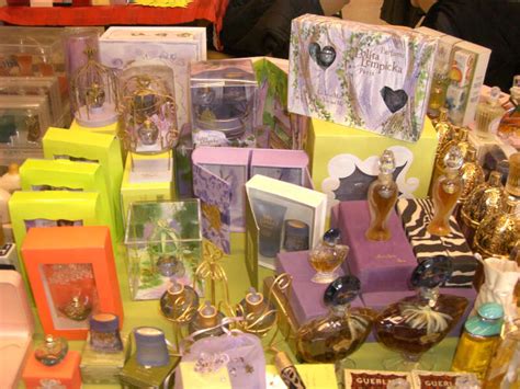 Салон селективной парфюмерии парфюмеръ, на метро баррикадная, краснопресненская, смоленская, район пресненский, новинский бульвар: 13ème SALON DU PARFUM à Villeneuve-lès-maguelone Salon de ...