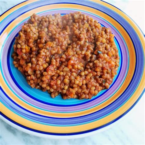 Scopri le calorie delle lenticchie, le proprietà ingredienti lenticchie secche reidratate, acqua, succo di pomodoro concentrato 20%. Lenticchie in umido al pomodoro | Ricette, Lenticchie ...